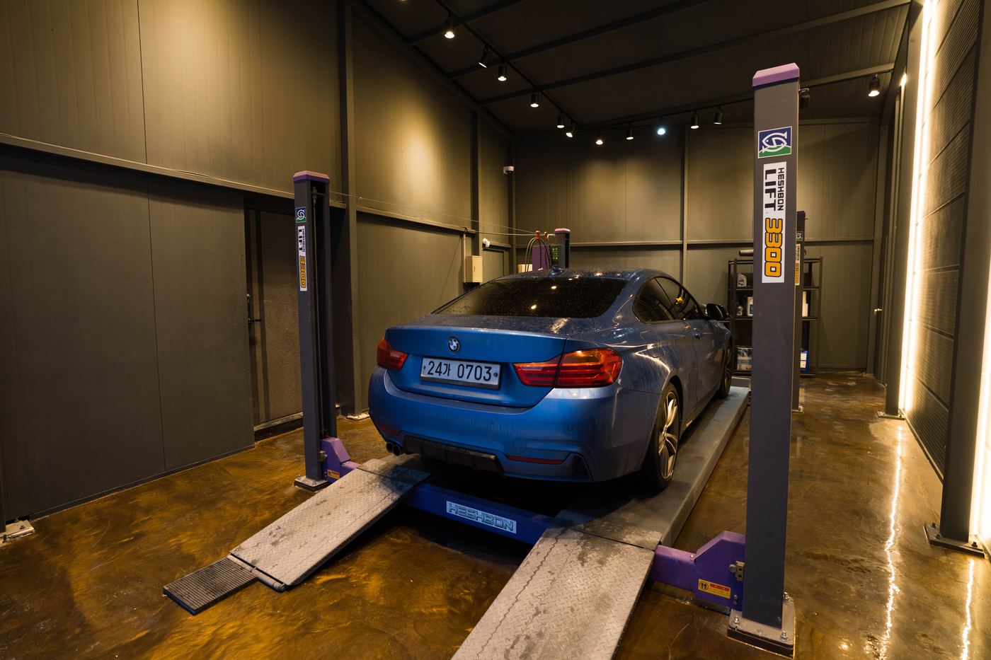 BMW 리프트